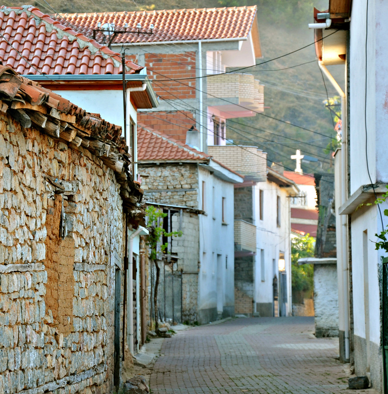 Албания. Деревня Линн (Линь)