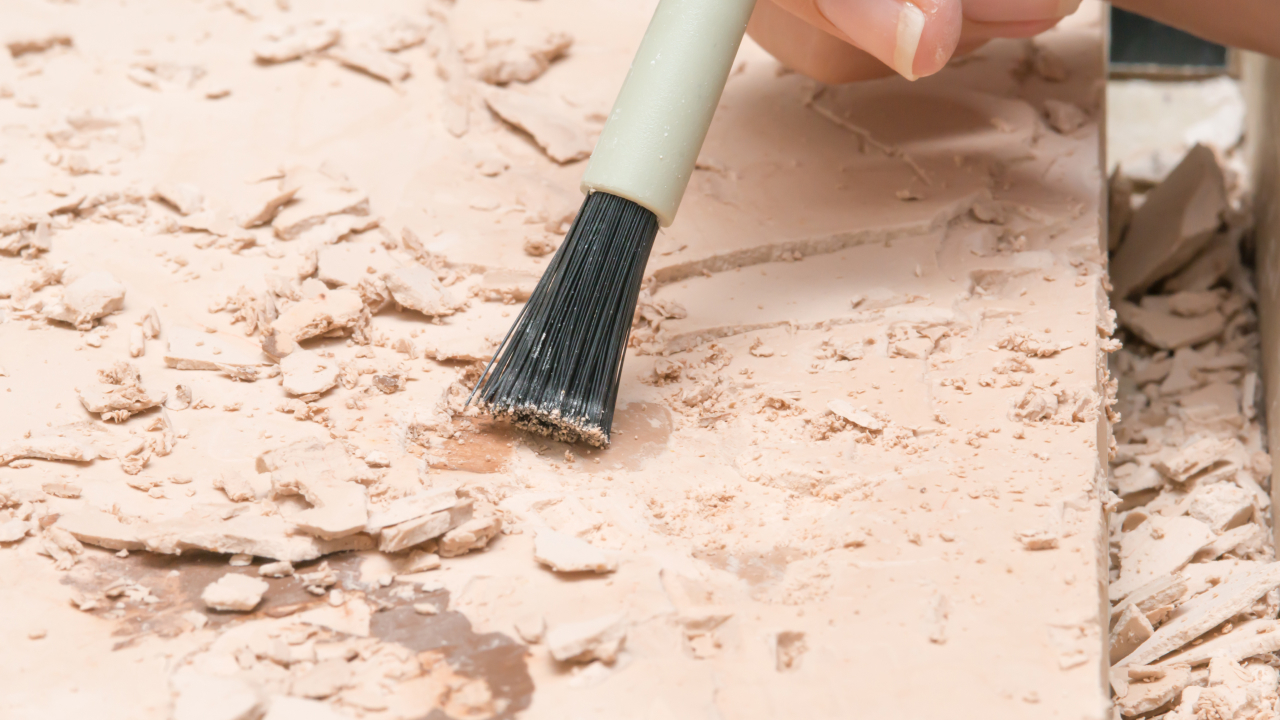 В музее нашли отпечаток руки на глине возрастом 4000 лет