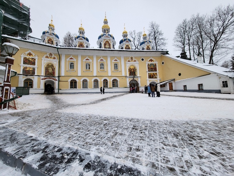 Праздничные выходные в Псковской области. Печоры, Изборск.