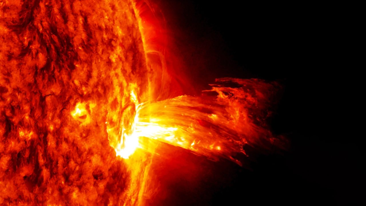 Солнце готовит сюрприз к Новому году: ожидается всплеск активности