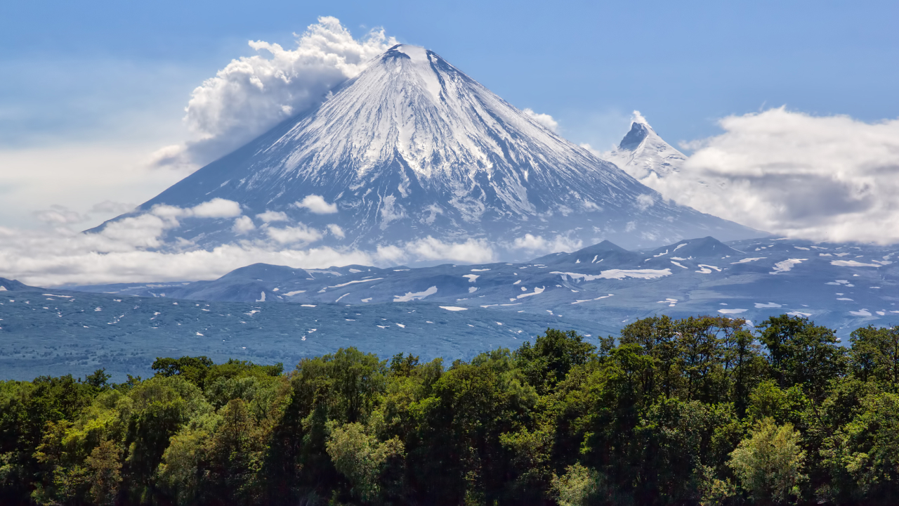 Мощное землетрясение магнитудой 7,8 произошло у побережья Камчатки