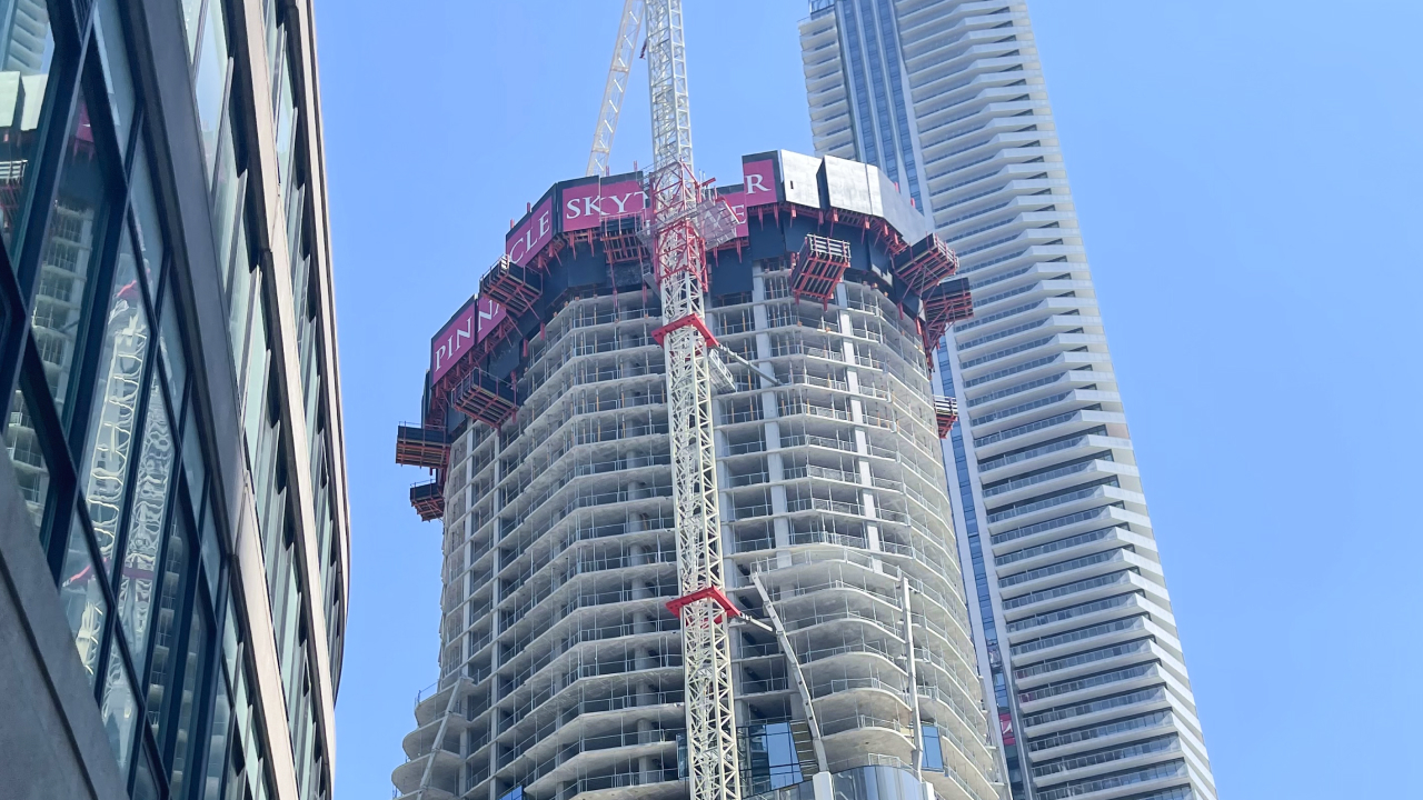 Строящийся небоскреб установил рекорд Северной Америки