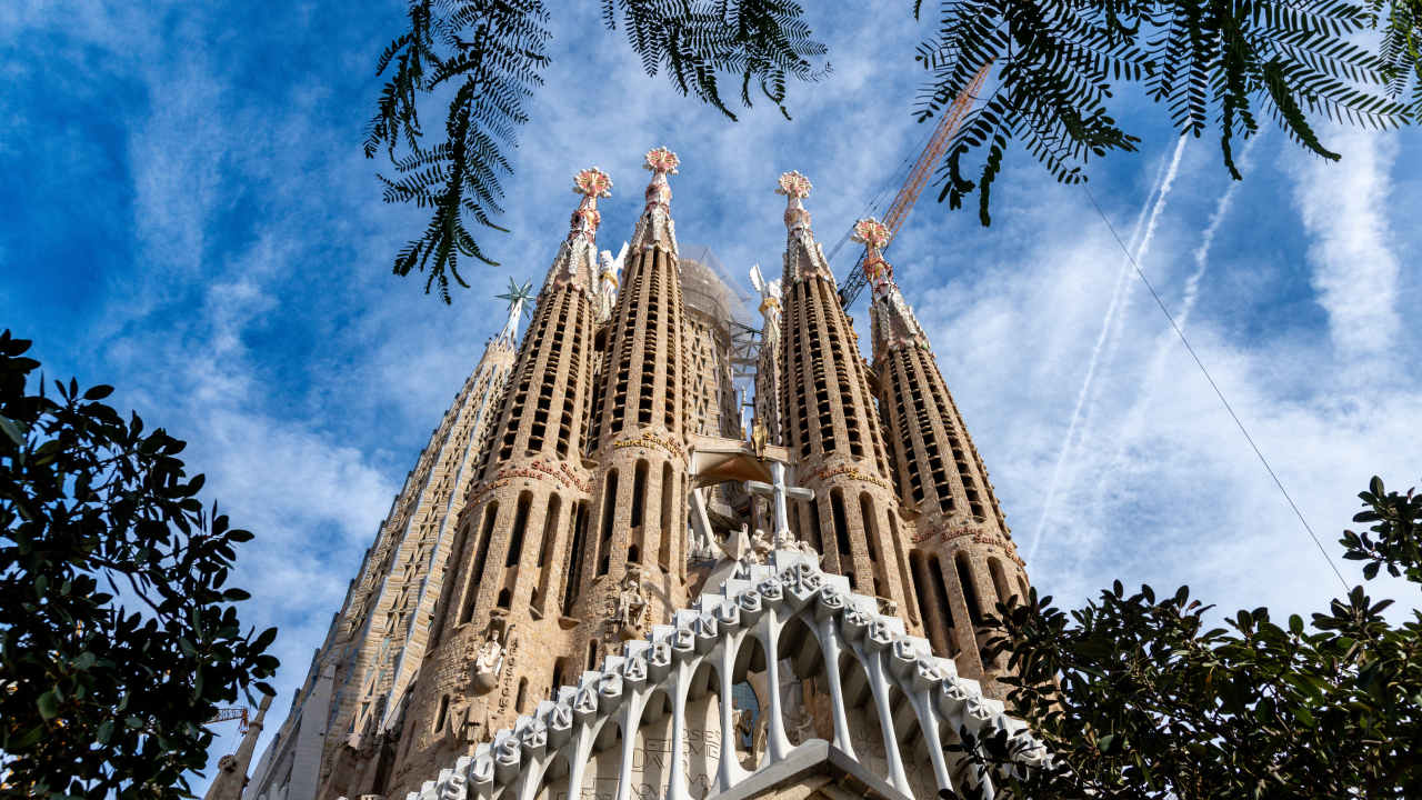 Новый мировой рекорд: Саграда Фамилия стала самым высоким храмом планеты