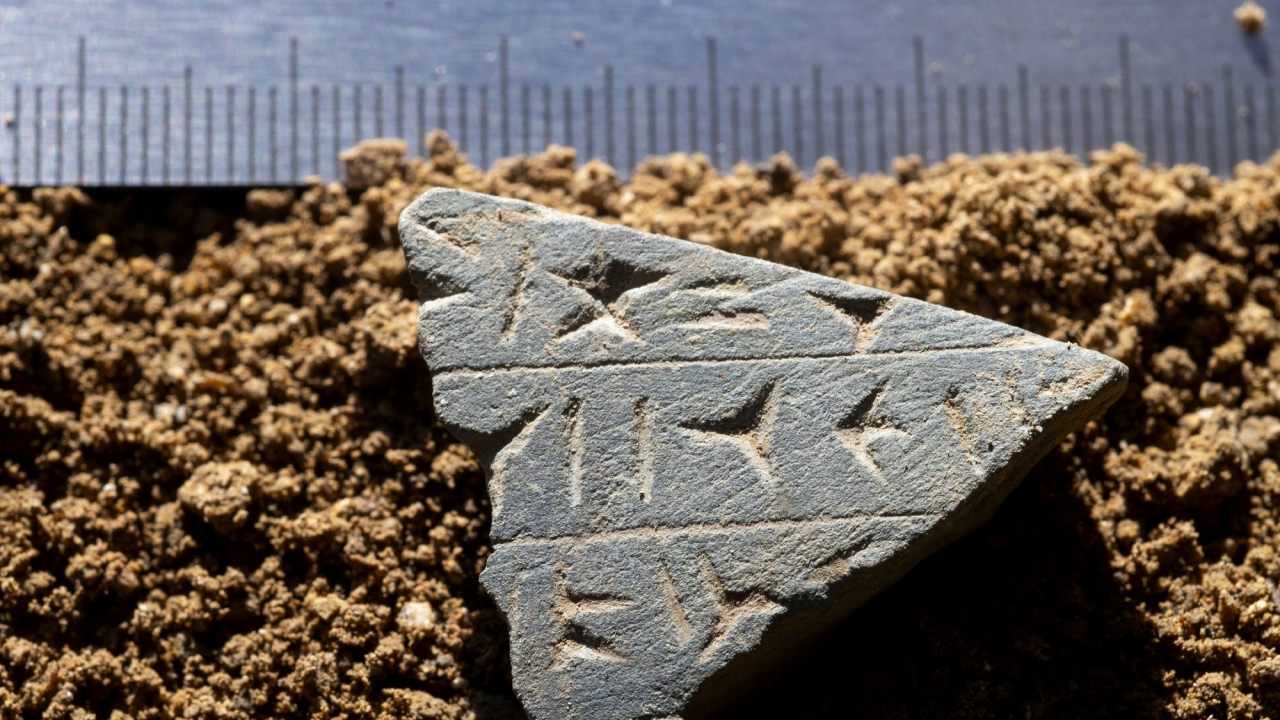 Следы искусства древней цивилизации нашли в пещере в Чехии