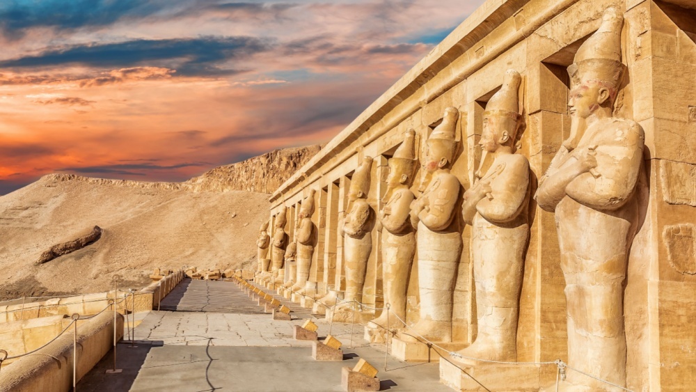 В Луксоре открыли древнеегипетский тайник с изображениями Амона