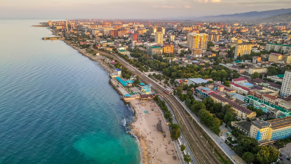 Жители покидали дома: Дагестан пережил ночное землетрясение в Каспийском море