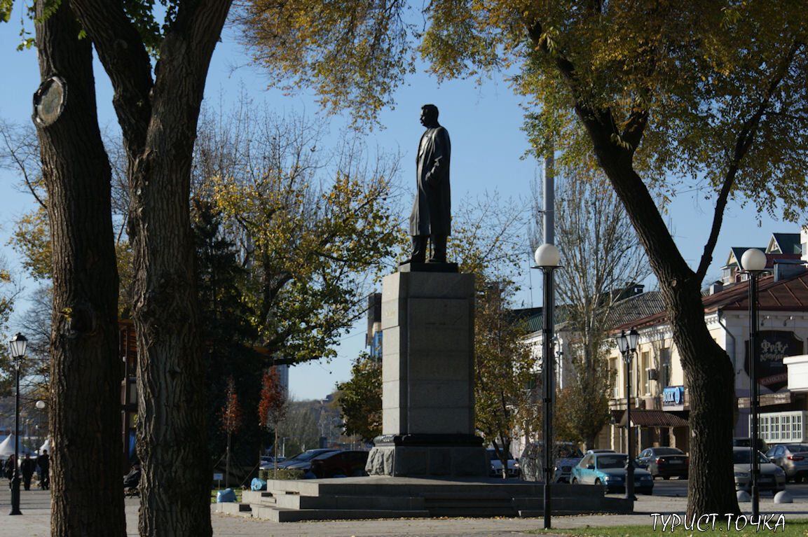 Историческая мистика. Как за одну ночь постарел памятник в Ростове