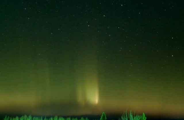 Редкую пульсирующую форму северного сияния сняли на Урале