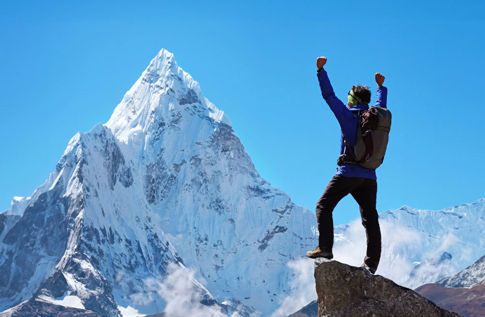Эверест стал уносить меньше жизней