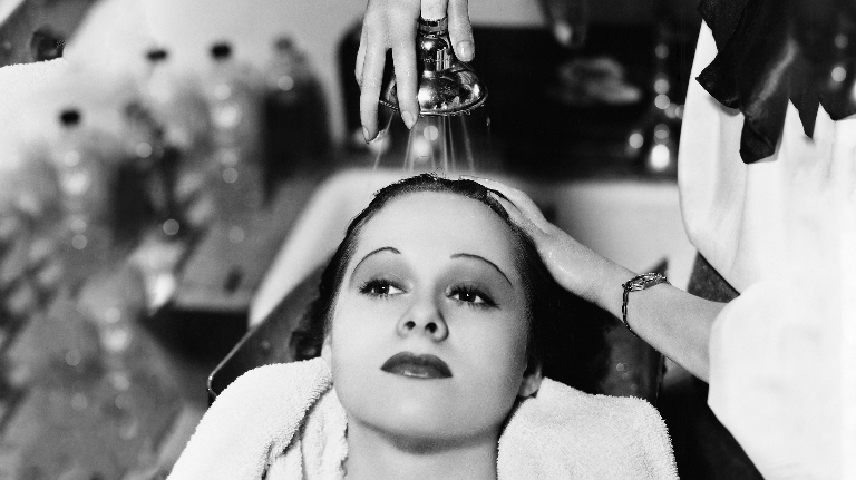 Чем мыли голову до появления шампуня