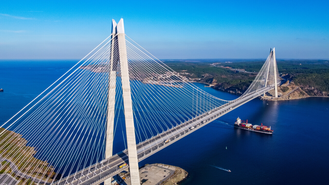 Дороги в облаках: гид по 10 самым высоким мостам в мире