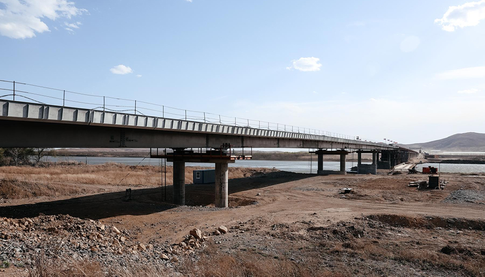 Построен первый автомобильный мост между Россией и КНДР