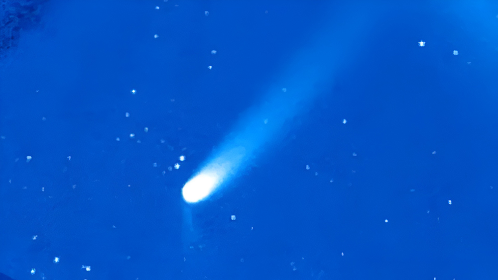 Обсерватория засняла появление ионного хвоста у кометы PanSTARRS