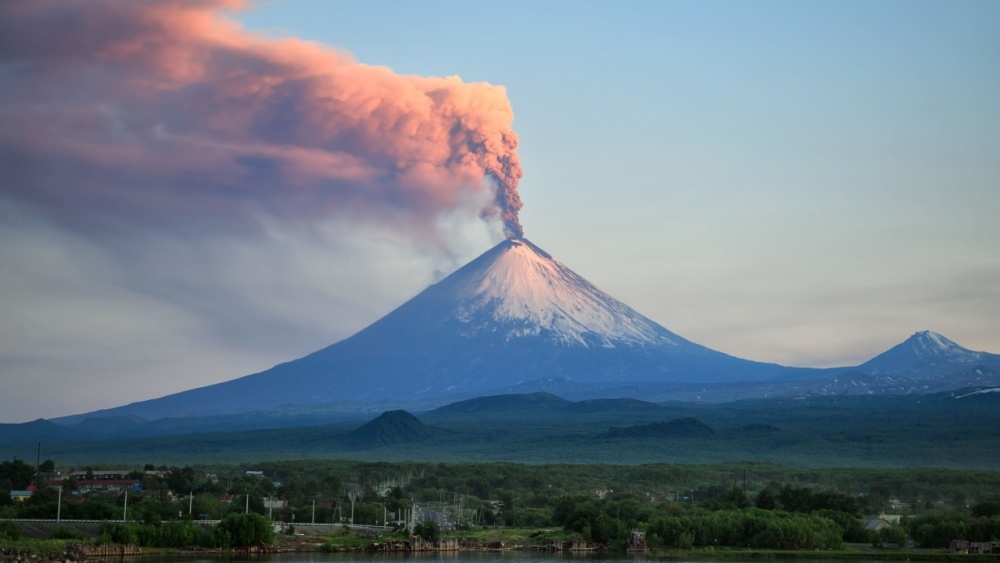 Вулканы Камчатки питают Тихий океан: эффект проследили на глубине 500 метров
