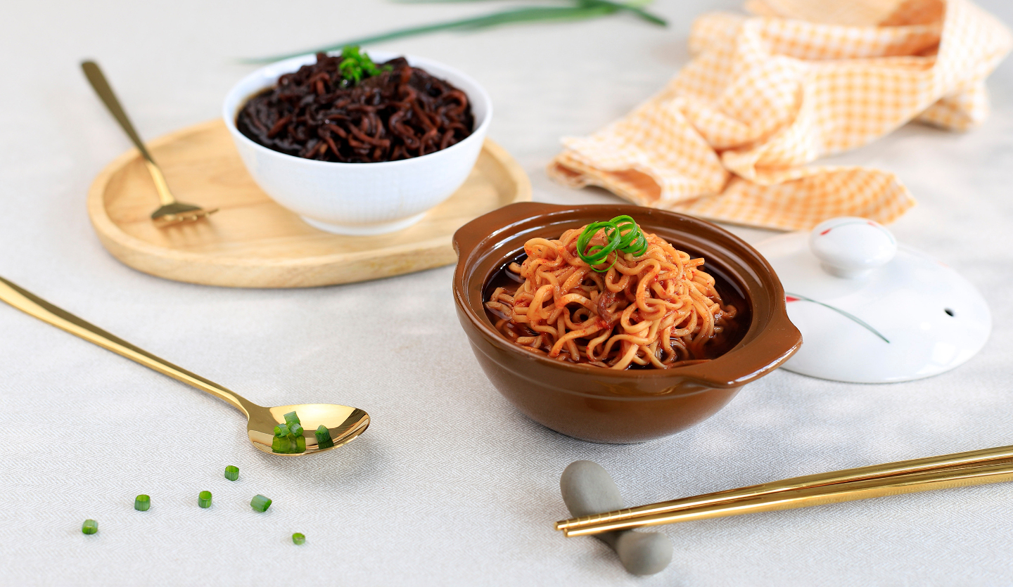 ложка, палочки, вилка