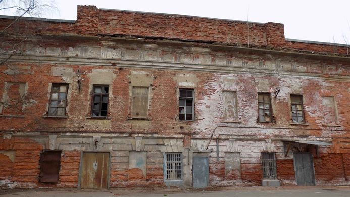 Заброшенный кронштадт. Заброшенная гауптвахта Кронштадт. Заброшенная тюрьма в Кронштадте. Гауптвахта Кронштадта. Кронштадт тюрьма Санкт-Петербург.