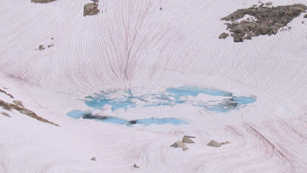 Арзубный снег