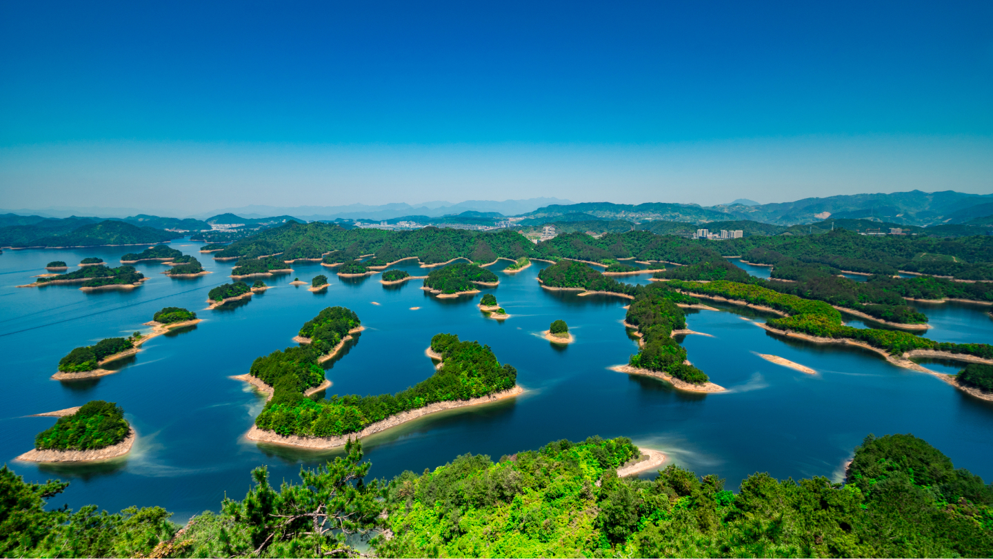 Озеро Цяньдаоху, или Озеро тысячи островов