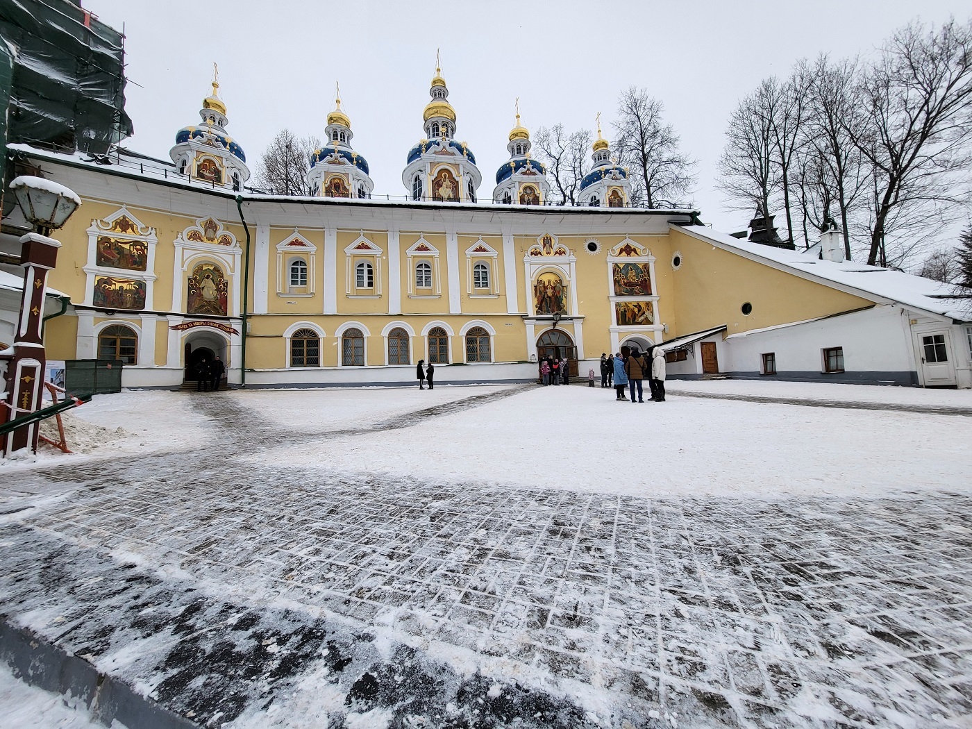 Праздничные выходные в Псковской области. Печоры, Изборск. - Телеканал «Моя  Планета»