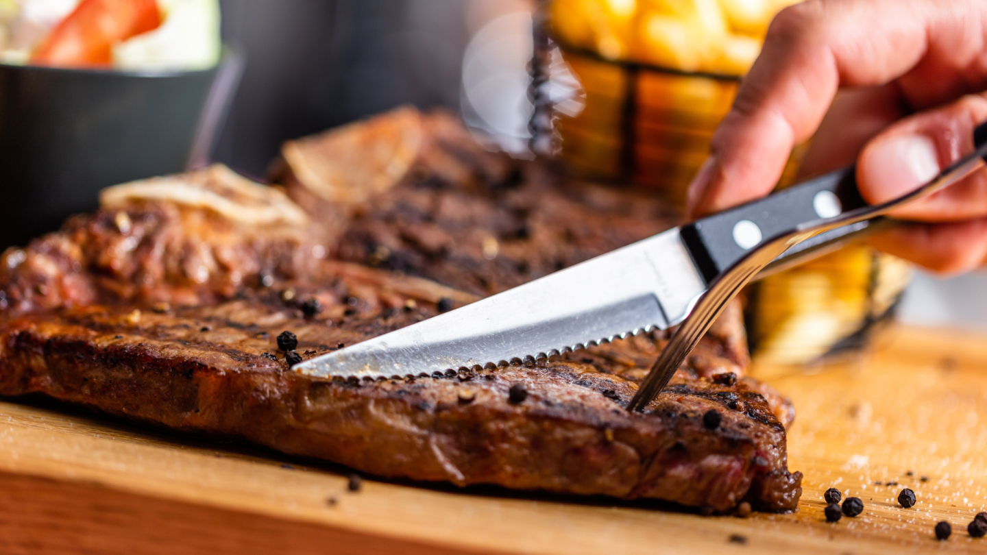 Нож для стейка
