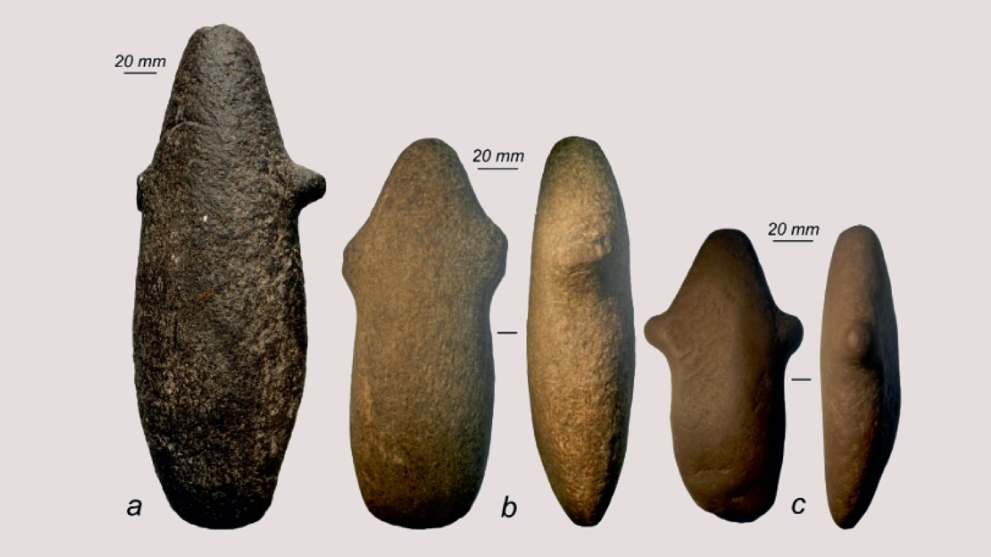 «топора с ушками» из Сибири