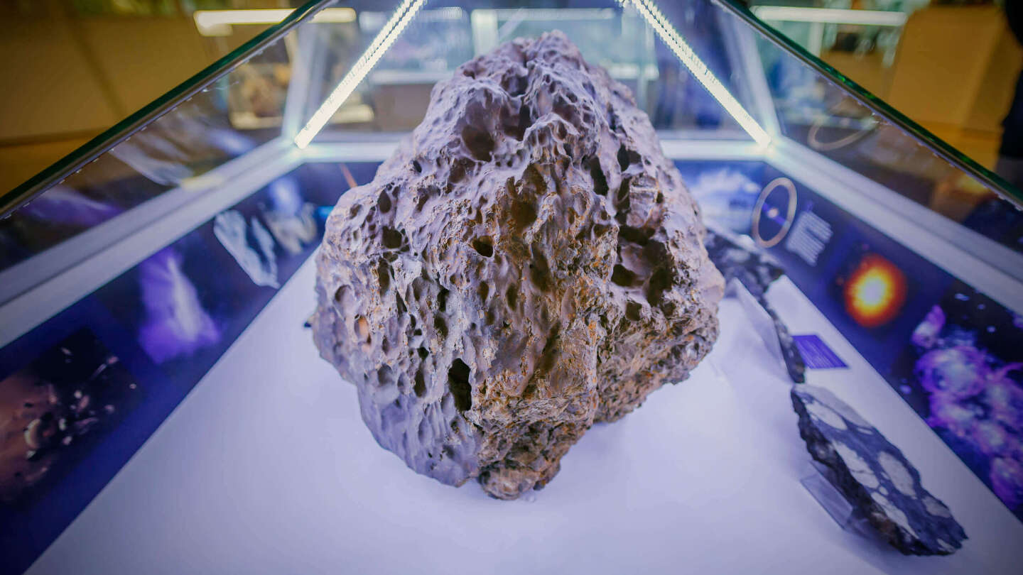 Как метеориты достигают Земли