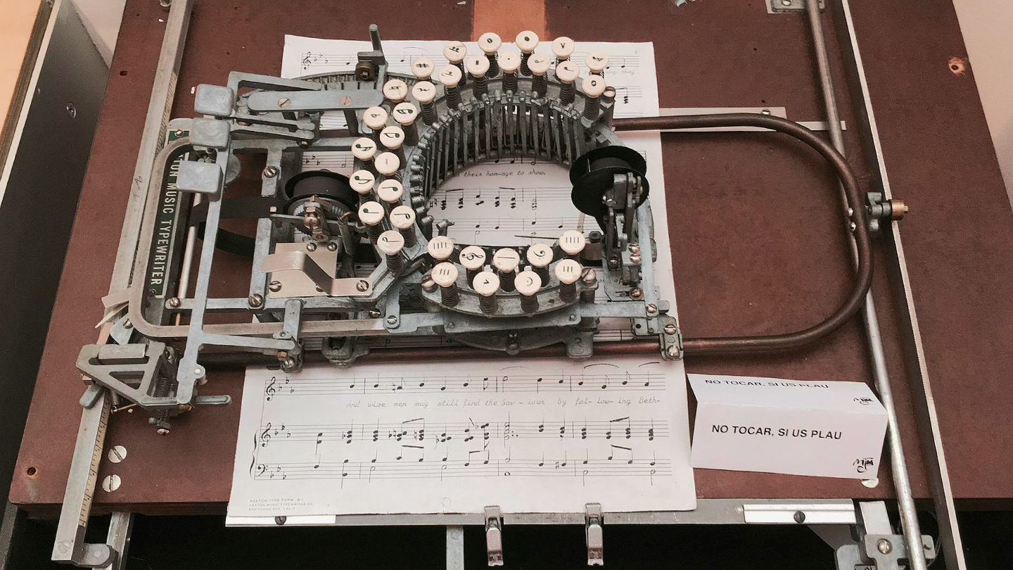 Печатная машинка для нот
