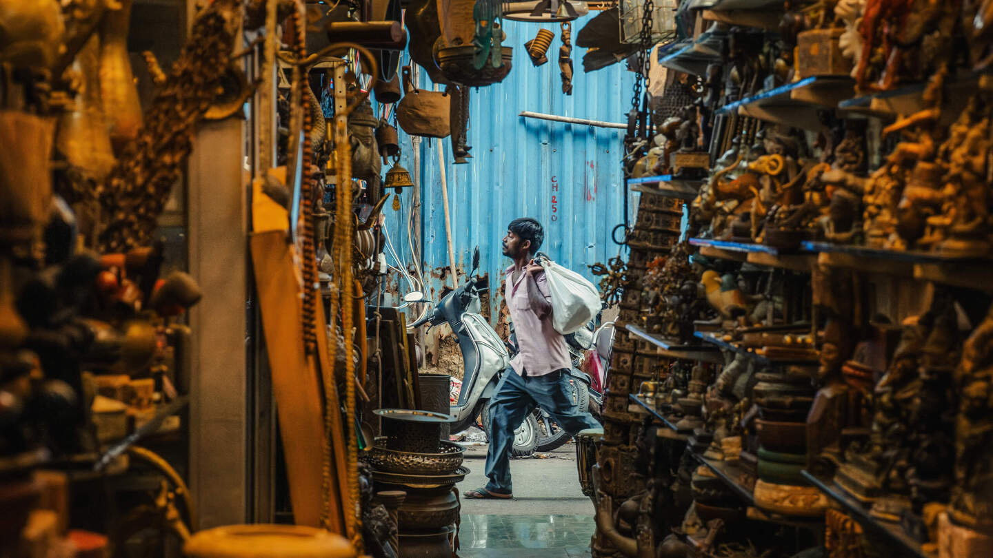 Дели, туристы