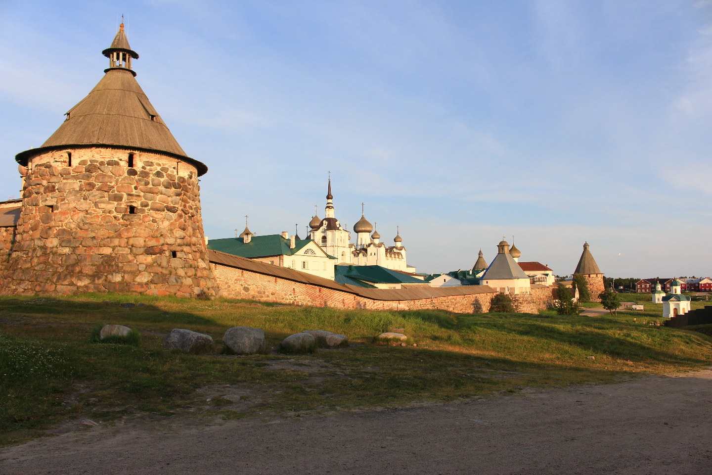 Пушкин соловки. Флаг Соловецкого монастыря. Фото городов русской земли. Соловецкий монастырь.