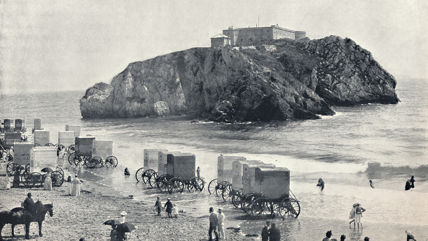 когда появились купальные машины