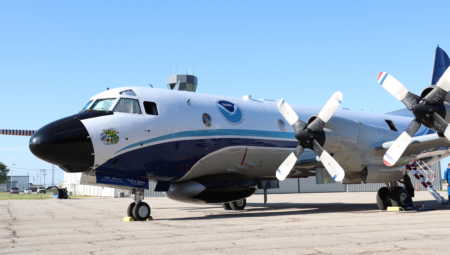 охотник за ураганом