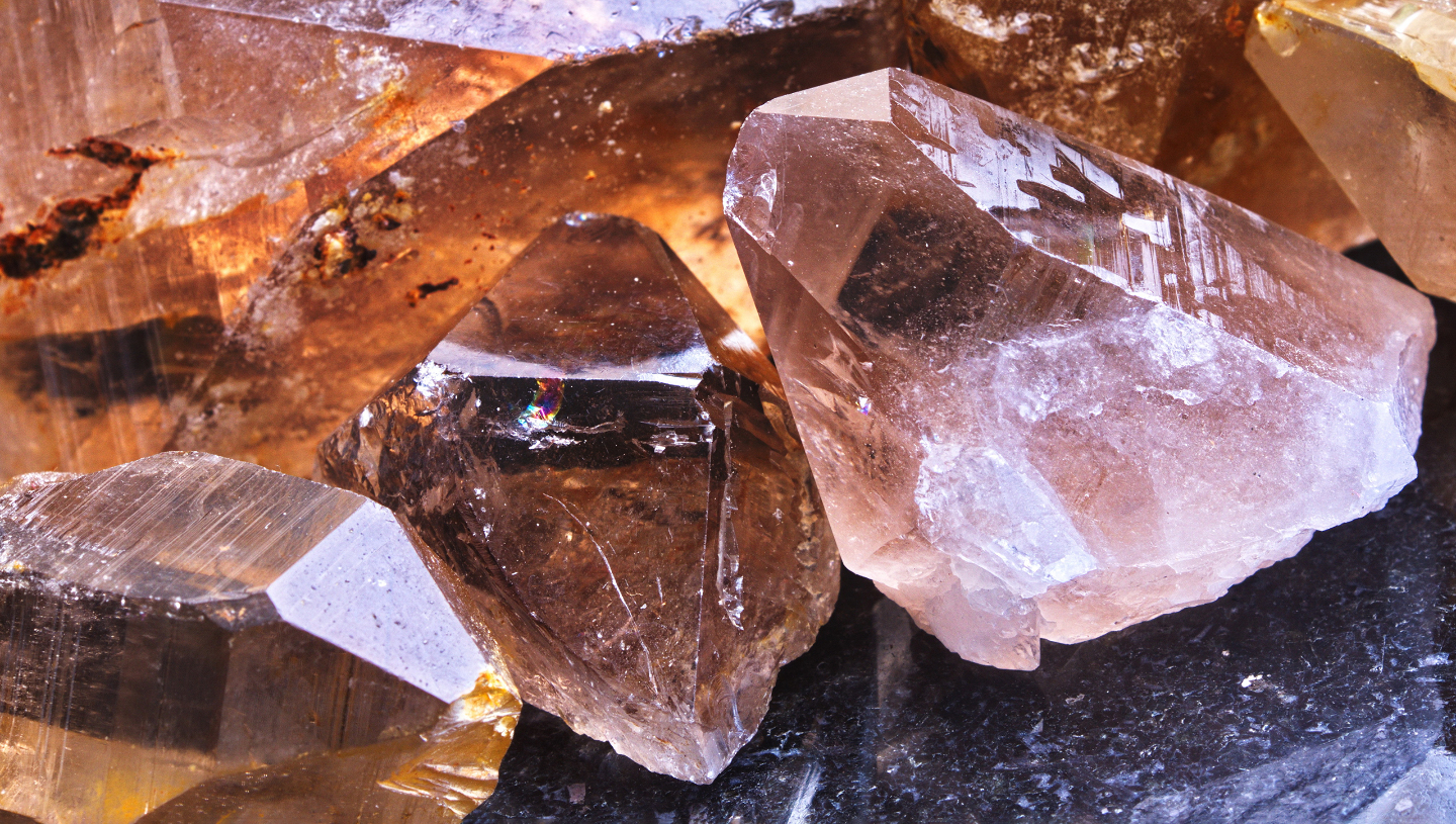 Минералы и кристаллы