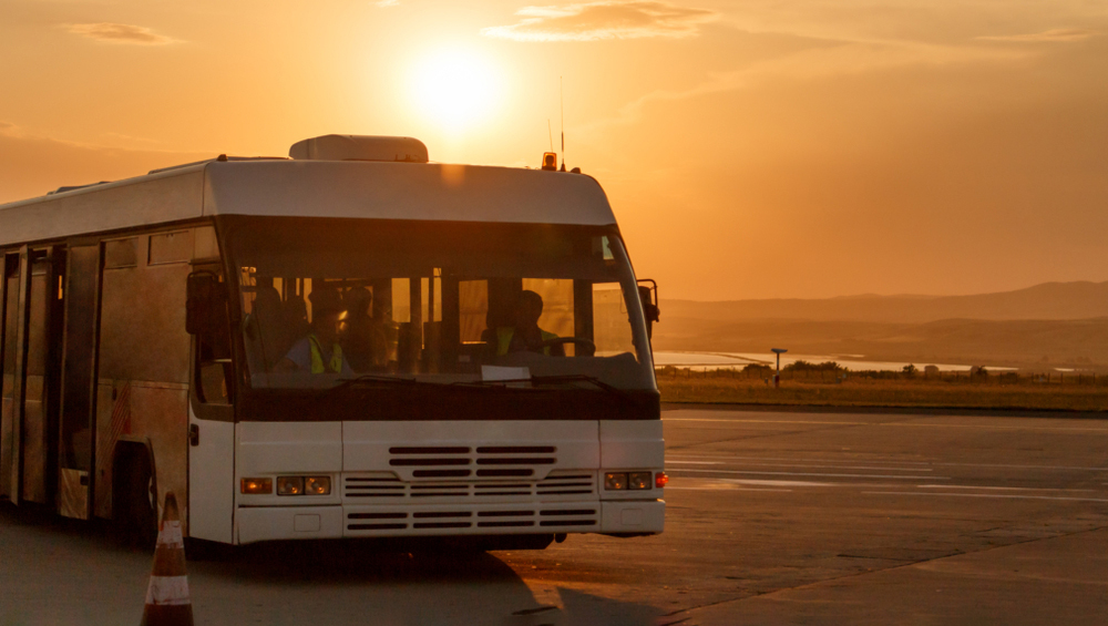 рейсовый автобус, аэропорт