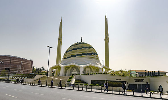 Прогулка по Стамбулу. Культурный центр при университете Мармара (Marmara Üniversitesi)