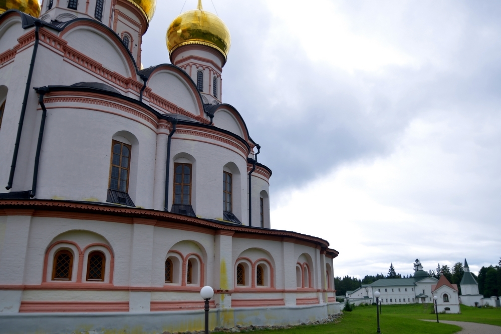 Собор Валдайского Иверского монастыря