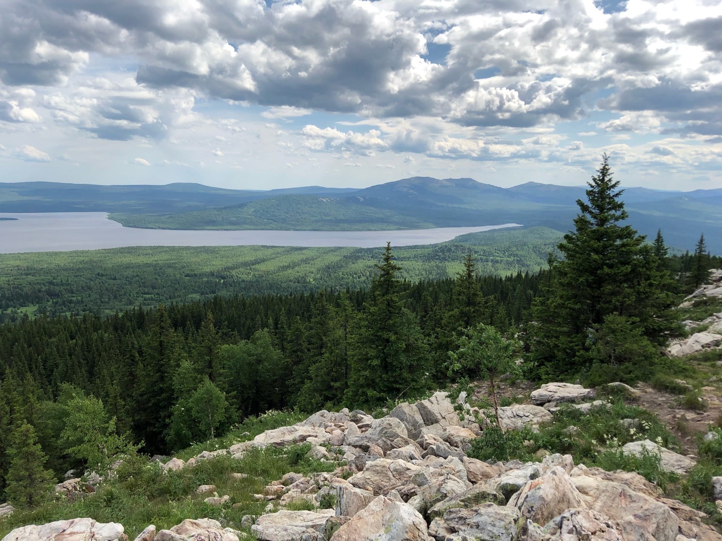 Каменная река нац парк Зюраткуль