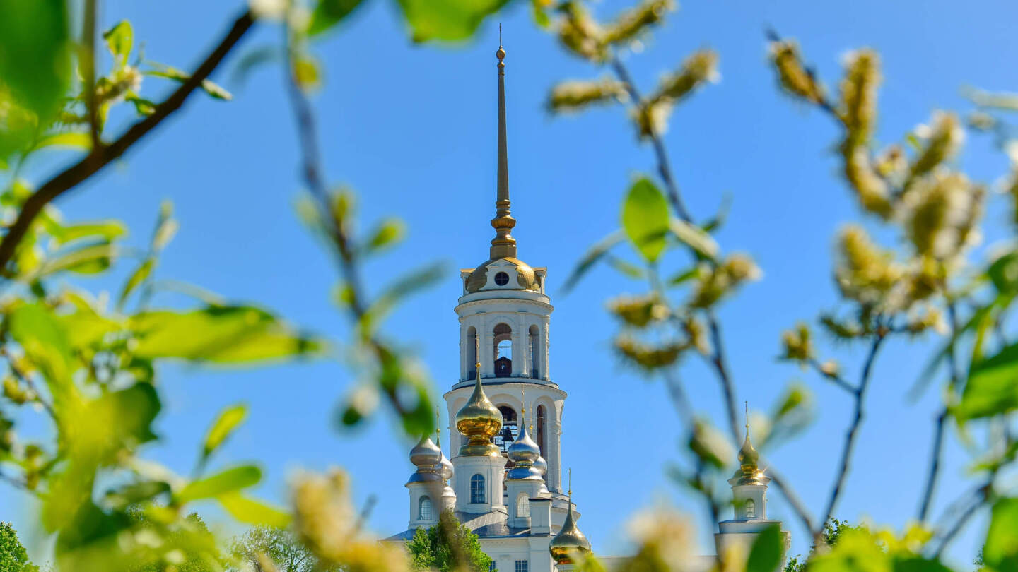 Колокольня Воскресенского собора