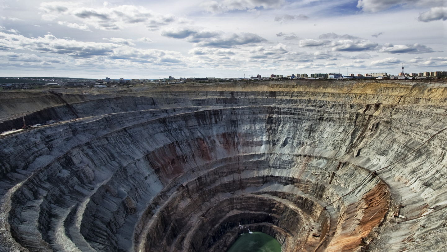 Здесь добывали алмазы. Рудник в городе Мирный, Республика Саха (Якутия), Восточная Сибирь