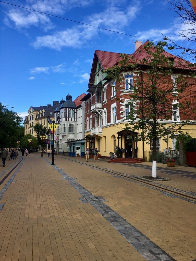 По дороге на Куршскую косу можно заглянуть в старинные немецкие городки на берегу Балтийского моря