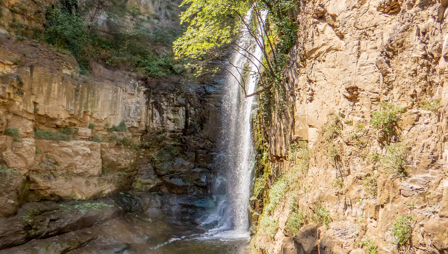 Водопад Легвтахеви