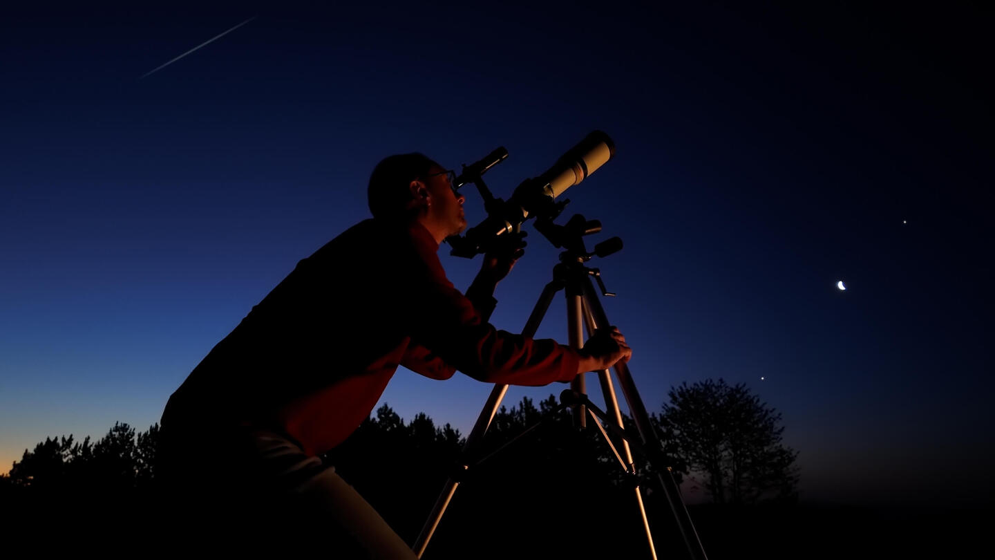 Черная луна