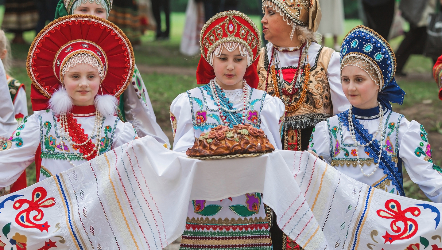 Ксения, гостеприимство