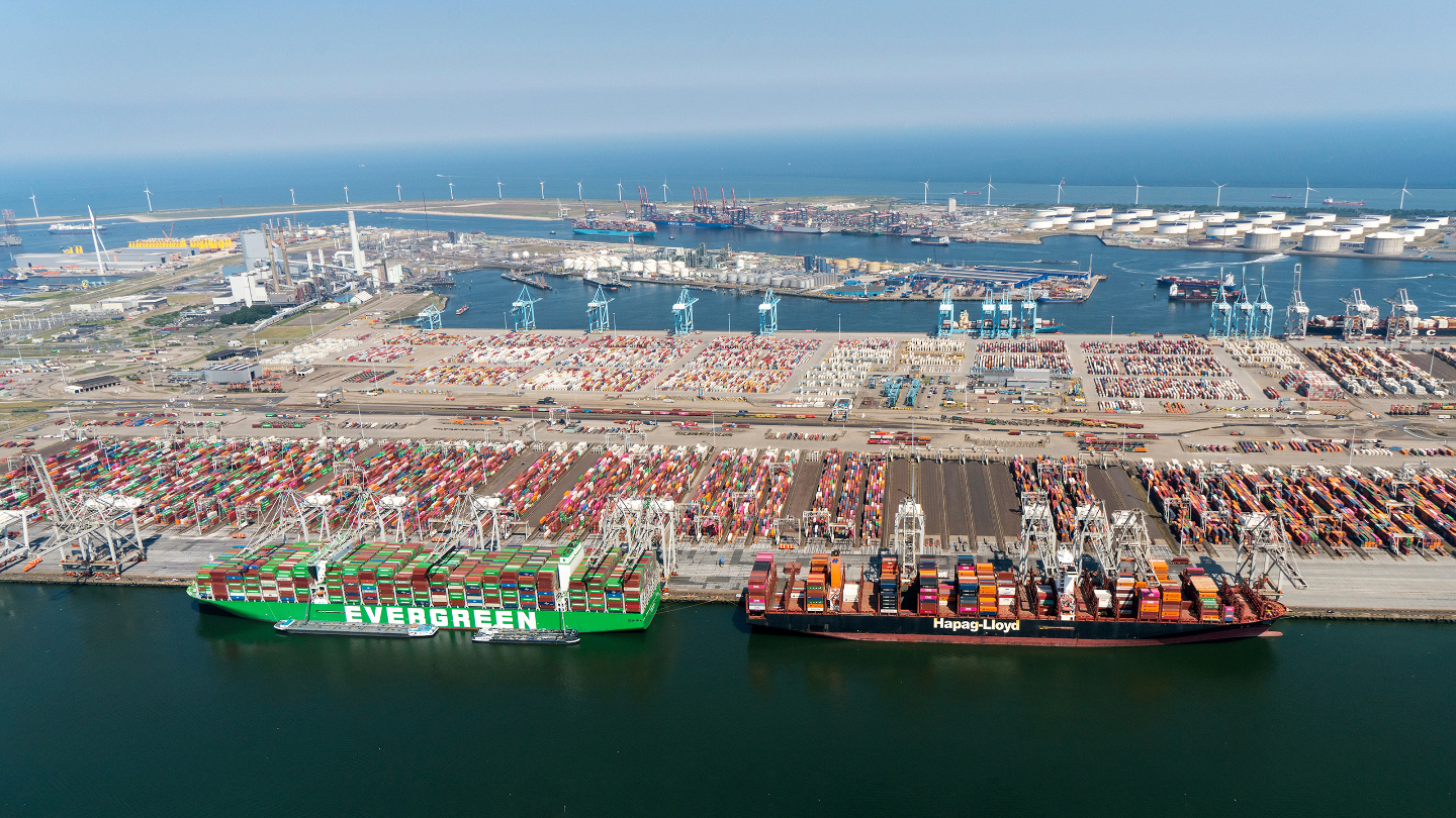 Порт Роттердама: самый большой порт в Европе