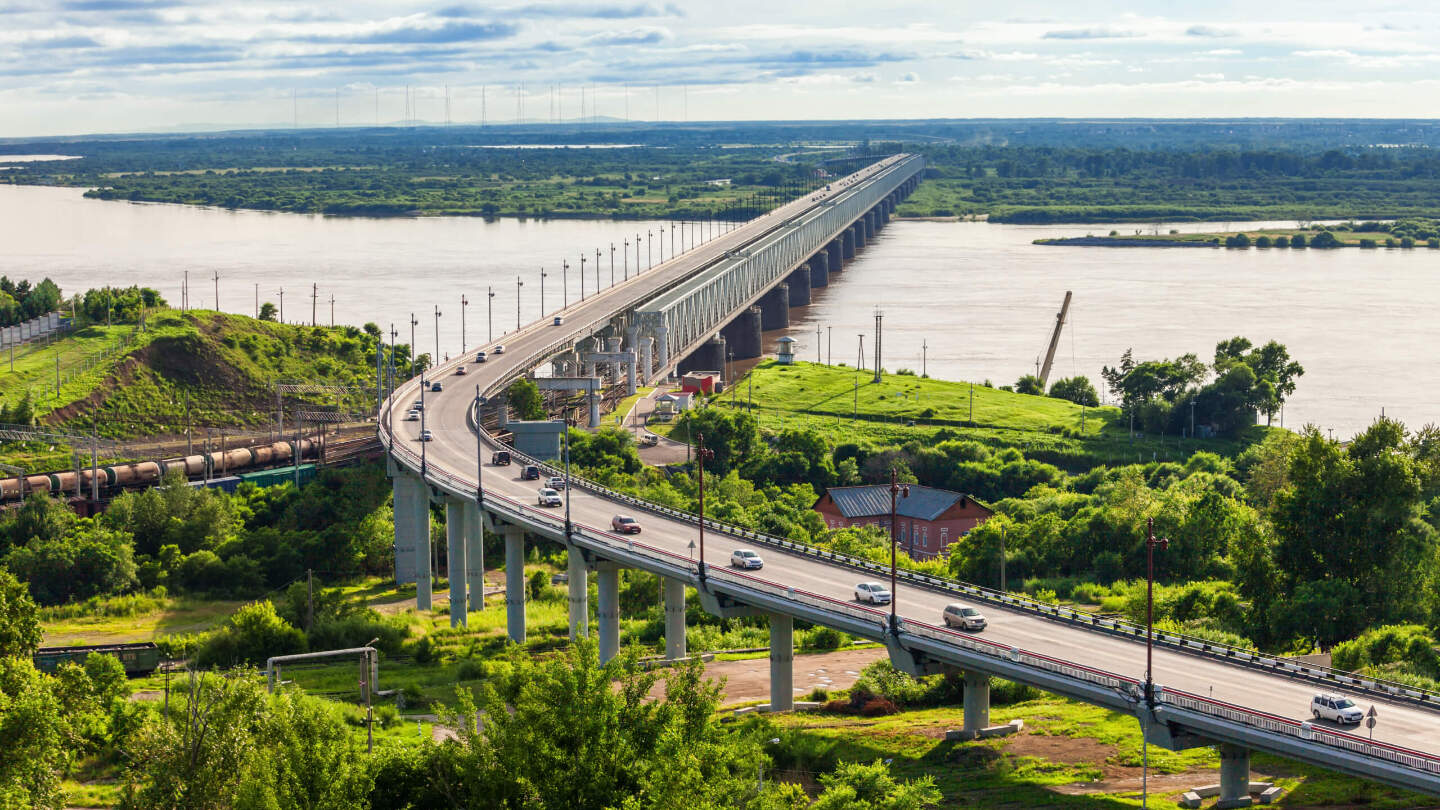 Амурский мост