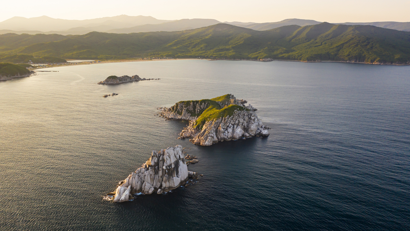 Бухта Триозерье