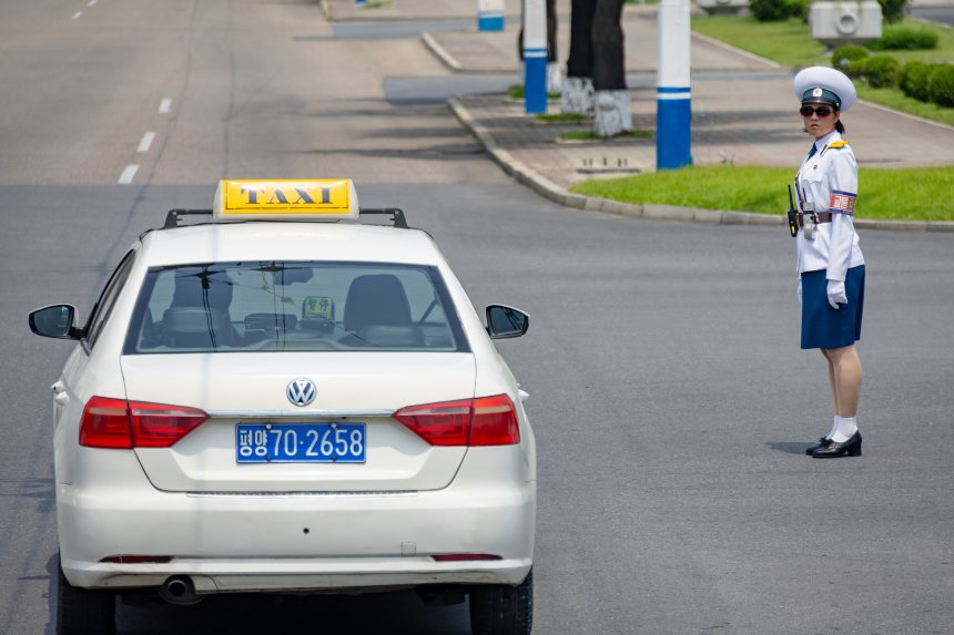 Повседневная жизнь в КНДР - Юрий (1/8)