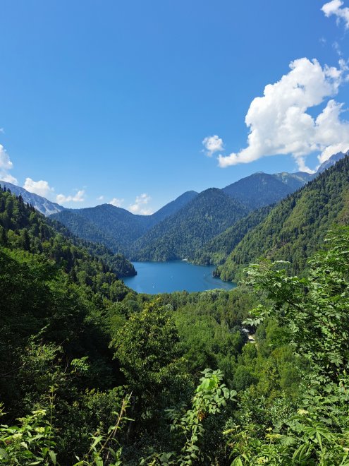 Озеро Рица — жемчужина Кавказа -  