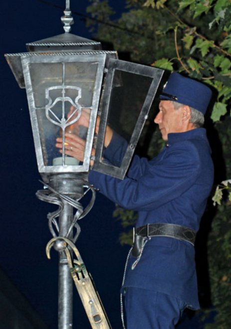 Бресткий фонарщик - Леша Новоженов