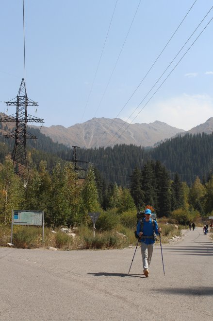 Путешествие к Большому Алматинскому Озеру -   (1/8)