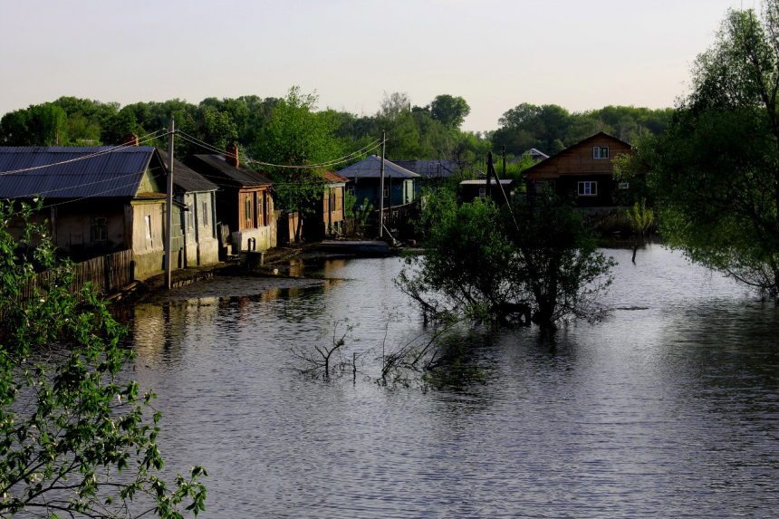 Разлив реки -  